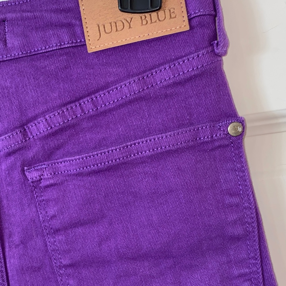 Judy Blue brand Bright Purple Women's Shorts size Small - Picture 6 of 6